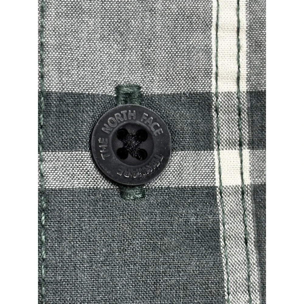 The North Face Button Up Shirt Men's Large Plaid Short Sleeve Outdoor Size Large